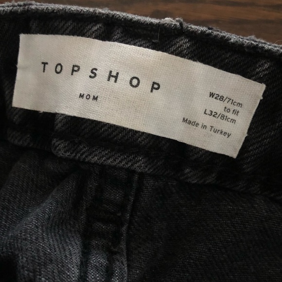 TOPSHOP Ripped Mom Jeans - Picture 2 of 4